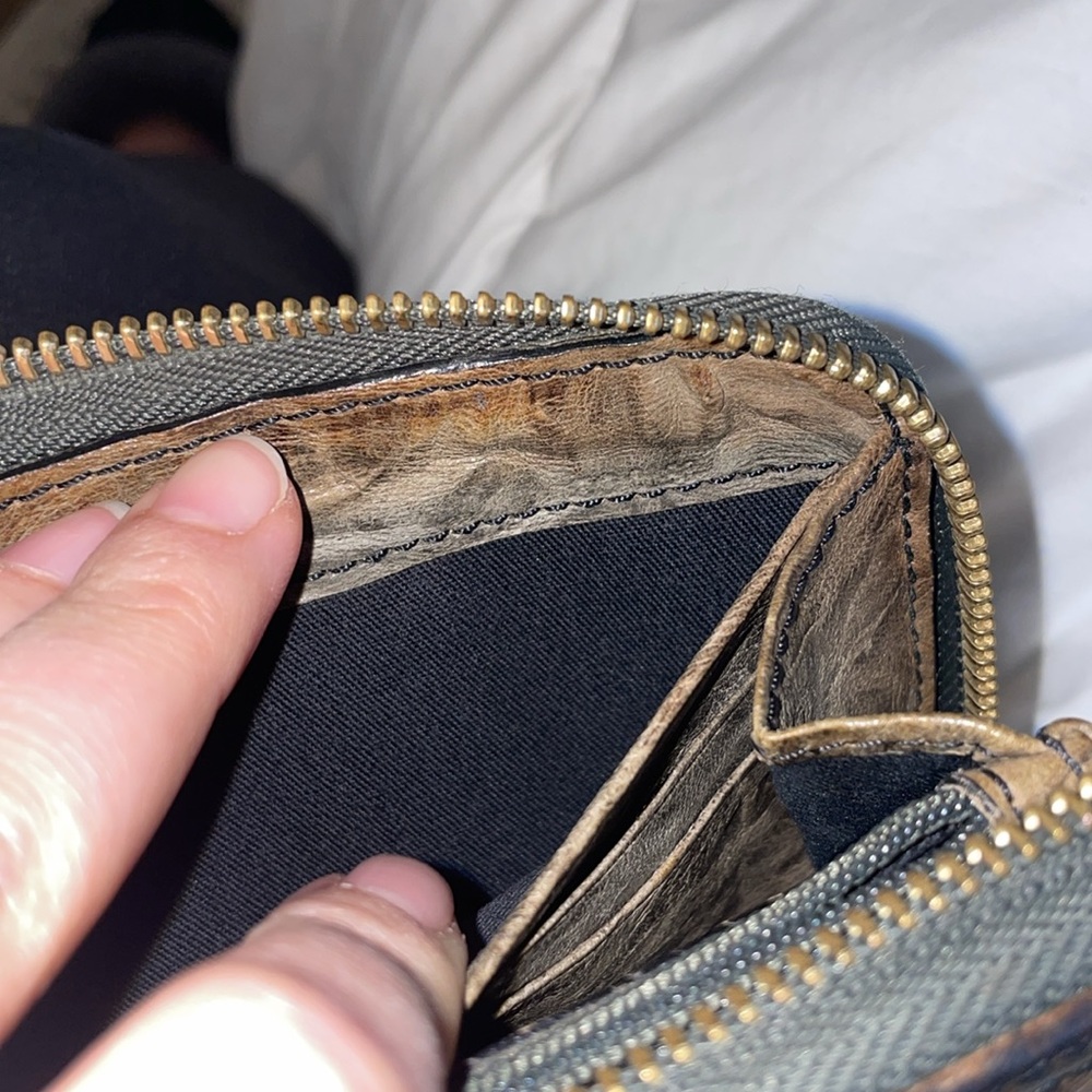 Givenchy Wallet - Picture 9 of 10
